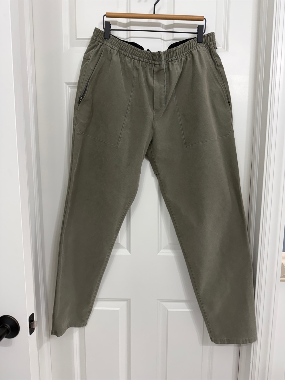 Lululemon Men's Olive Green Casual Drawstring Pants